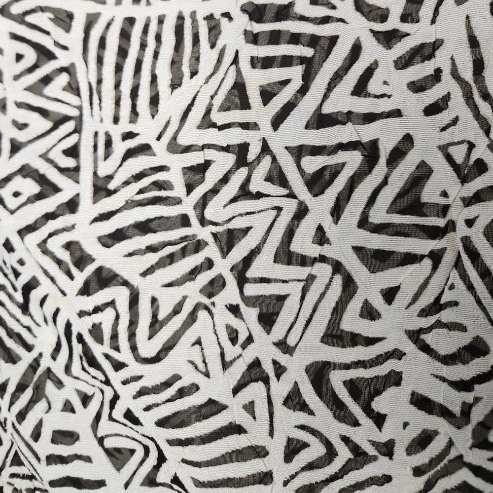 Chico's Geometric Black and White Open Jacket - Picture 5 of 6